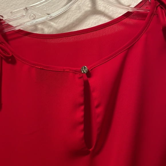 NWOT Red CeCe Top! - Picture 6 of 8